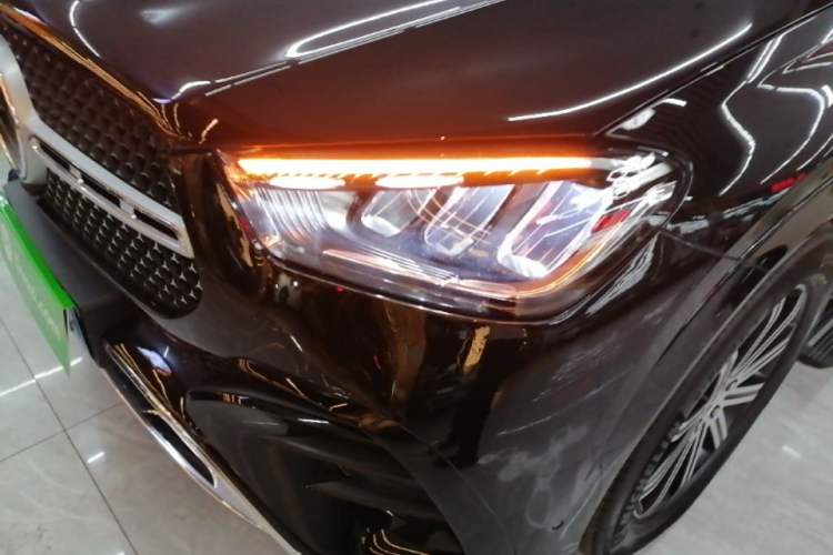 Used Mercedes-Benz GLE 2025 GLE 350 4MATIC Stylish Model Left Front Headlight