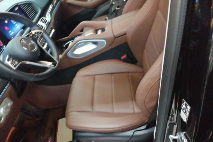 Used Mercedes-Benz GLE 2025 GLE 350 4MATIC Stylish Model Left Front Seat