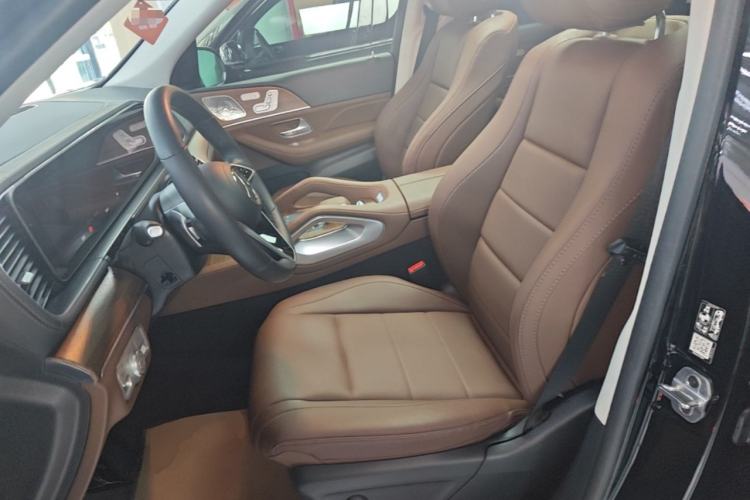 Used Mercedes-Benz GLE 2025 GLE 450 4MATIC Fashion Edition Left Front Seat