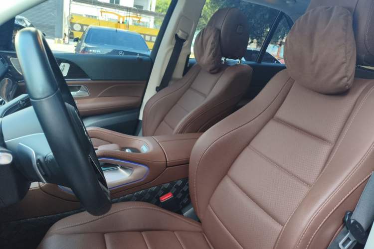 Used Mercedes-Benz GLE 2025 GLE 350 4MATIC Stylish Model Left Front Seat