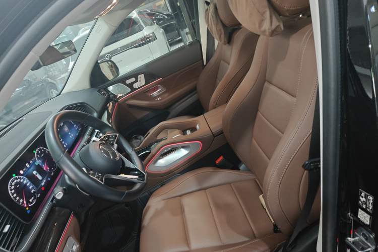 Used Mercedes-Benz GLE 2025 GLE 350 4MATIC Stylish Model Left Front Seat