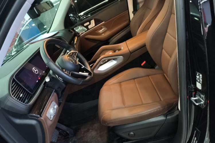 Used Mercedes-Benz GLE 2025 GLE 350 4MATIC Stylish Model Left Front Seat