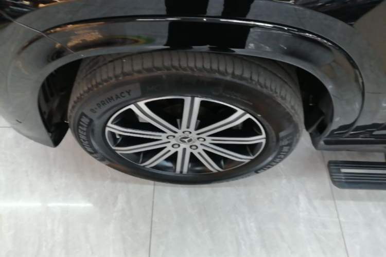Used Mercedes-Benz GLE 2025 GLE 350 4MATIC Stylish Model Left Front Wheel Hub