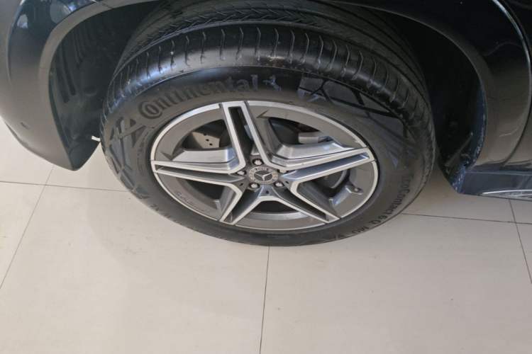 Used Mercedes-Benz GLE 2025 Facelift GLE 450 4MATIC Stylish Edition Left Front Wheel Hub