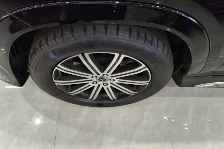 Used Mercedes-Benz GLE 2025 GLE 350 4MATIC Stylish Model Left Front Wheel Hub