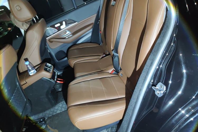 Used Mercedes-Benz GLE 2025 GLE 350 4MATIC Stylish Model Left Rear Seat