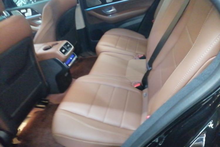 Used Mercedes-Benz GLE 2025 GLE 350 4MATIC Stylish Model Left Rear Seat