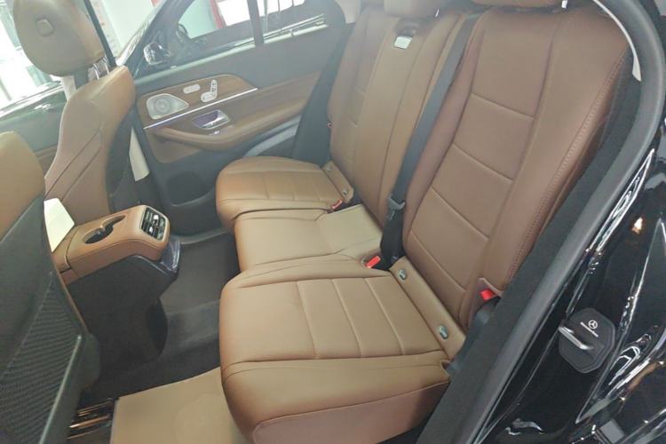 Used Mercedes-Benz GLE 2025 GLE 450 4MATIC Fashion Edition Left Rear Seat
