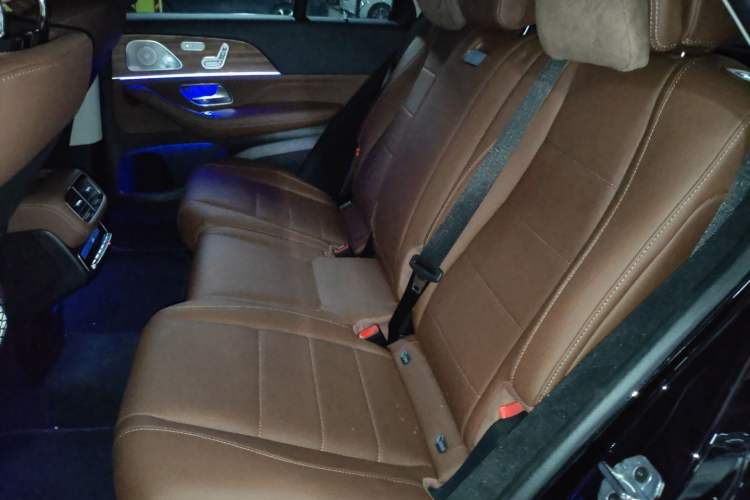 Used Mercedes-Benz GLE 2025 GLE 450 4MATIC Fashion Edition Left Rear Seat