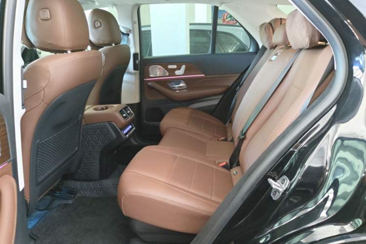 Used Mercedes-Benz GLE 2025 GLE 450 4MATIC Fashion Edition Left Rear Seat