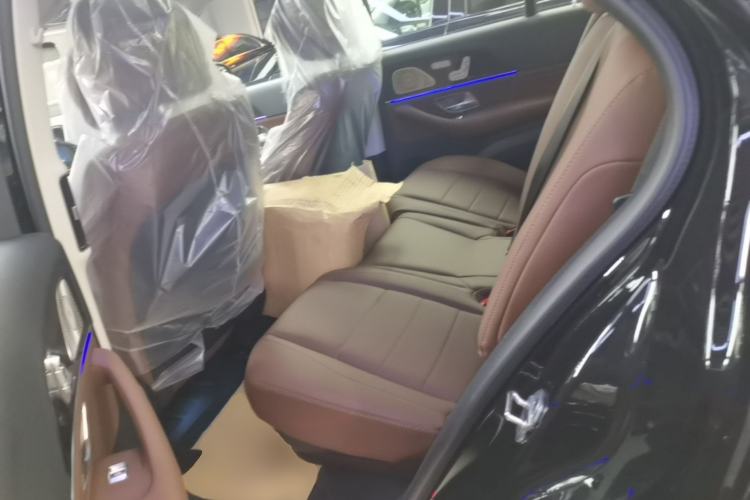 Used Mercedes-Benz GLE 2025 GLE 350 4MATIC Stylish Model Left Rear Seat