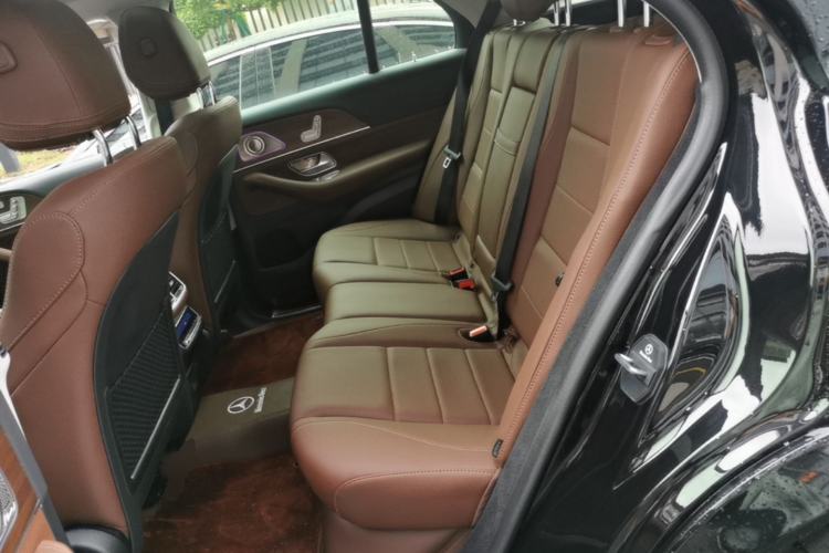 Used Mercedes-Benz GLE 2025-Year Restyled GLE 350 4MATIC Dynamic Edition Left Rear Seat