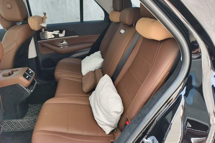 Used Mercedes-Benz GLE 2025-Year Restyled GLE 350 4MATIC Fashion Edition Left Rear Seat