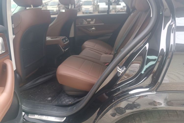 Used Mercedes-Benz GLE 2025 GLE 450 4MATIC Fashion Edition Left Rear Seat