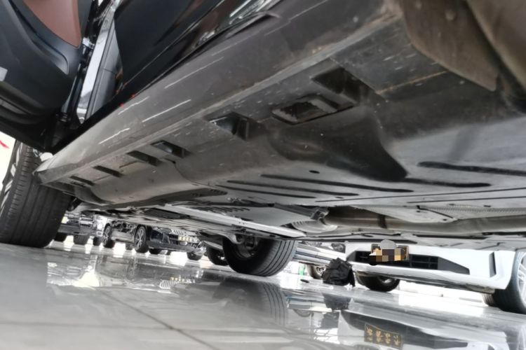 Used Mercedes-Benz GLE 2025-Year Restyled GLE 350 4MATIC Fashion Edition Left Side Sill