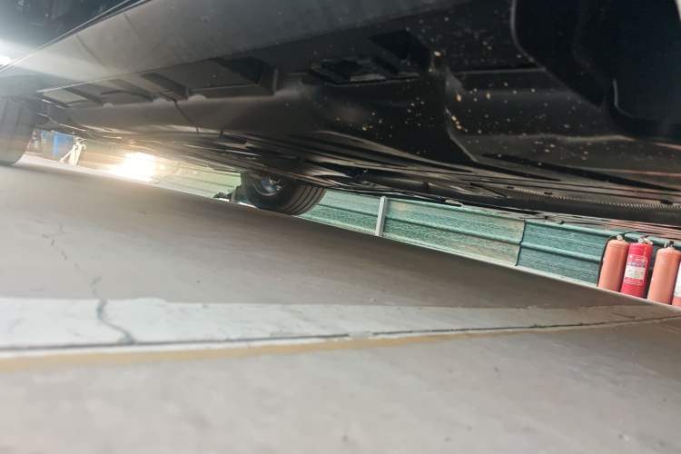 Used Mercedes-Benz GLE 2025-Year Restyled GLE 350 4MATIC Fashion Edition Left Side Sill