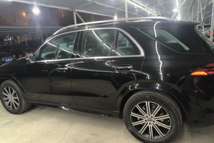 Used Mercedes-Benz GLE 2025-Year Restyled GLE 350 4MATIC Fashion Edition Left Side