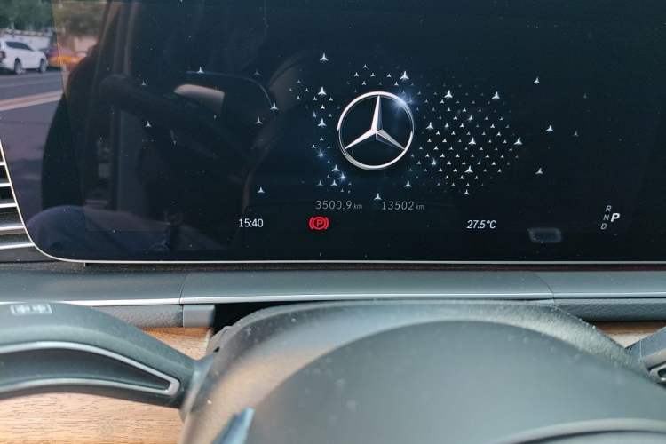Used Mercedes-Benz GLE 2025 GLE 450 4MATIC Fashion Edition Odometer Close Up