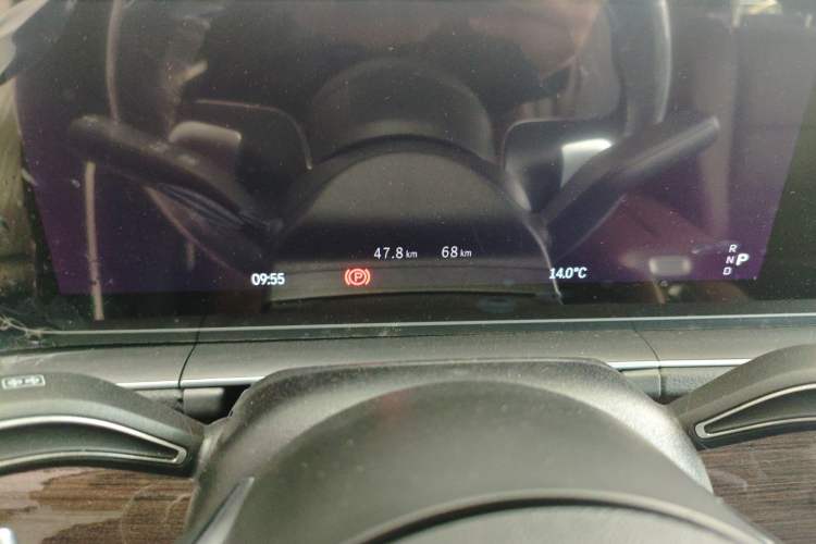 Used Mercedes-Benz GLE 2025-Year Restyled GLE 350 4MATIC Fashion Edition Odometer Close Up