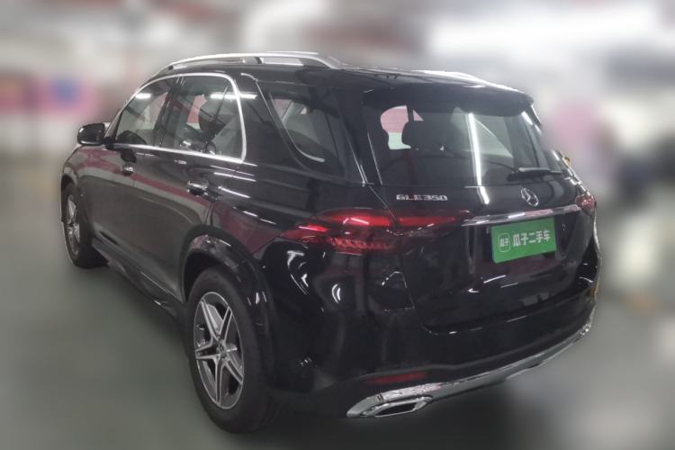Used Mercedes-Benz GLE 2025 GLE 350 4MATIC Stylish Model Rear Left 45 Deg