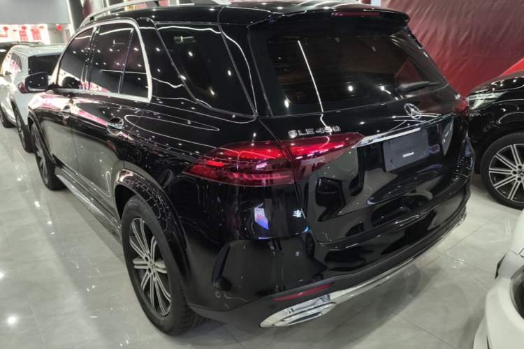 Used Mercedes-Benz GLE 2025 GLE 350 4MATIC Stylish Model Rear Left 45 Deg