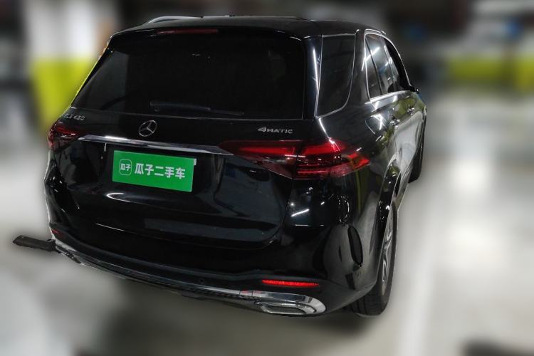 Used Mercedes-Benz GLE 2025 GLE 450 4MATIC Fashion Edition Rear Right 45 Deg