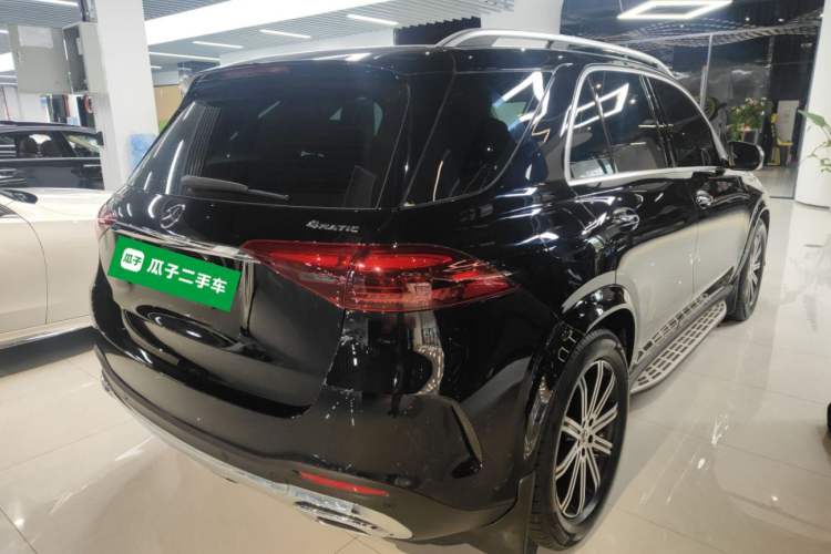 Used Mercedes-Benz GLE 2025 GLE 350 4MATIC Stylish Model Rear Right 45 Deg