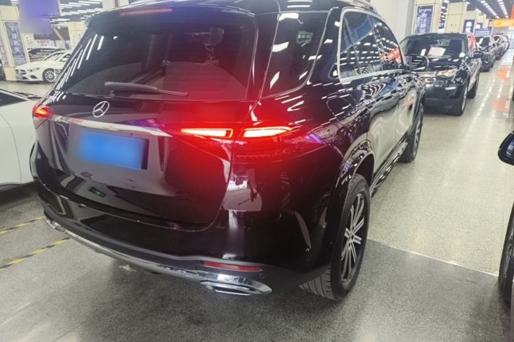 Used Mercedes-Benz GLE 2025 GLE 350 4MATIC Stylish Model Rear Right 45 Deg