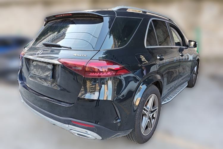 Used Mercedes-Benz GLE 2025 GLE 450 4MATIC Fashion Edition Rear Right 45 Deg