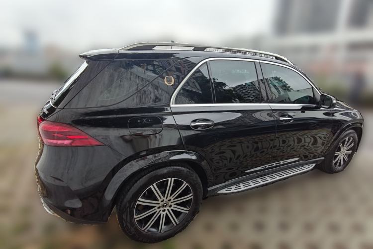 Used Mercedes-Benz GLE 2025 GLE 350 4MATIC Stylish Model Rear Right 45 Deg