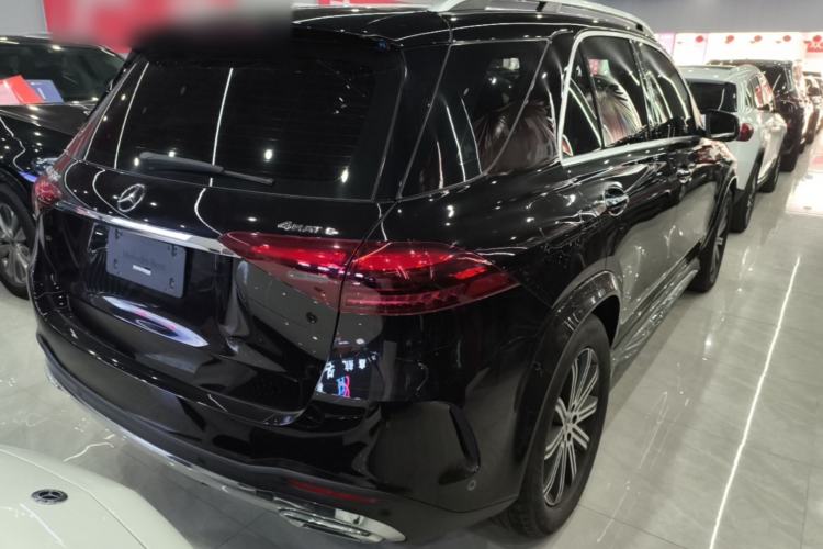Used Mercedes-Benz GLE 2025 GLE 350 4MATIC Stylish Model Rear Right 45 Deg