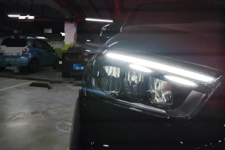 Used Mercedes-Benz GLE 2025 GLE 450 4MATIC Fashion Edition Right Front Headlight