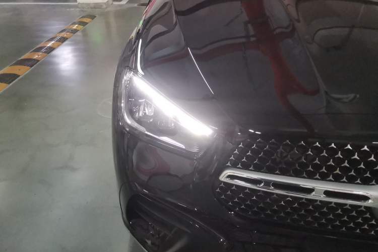 Used Mercedes-Benz GLE 2025 GLE 350 4MATIC Stylish Model Right Front Headlight