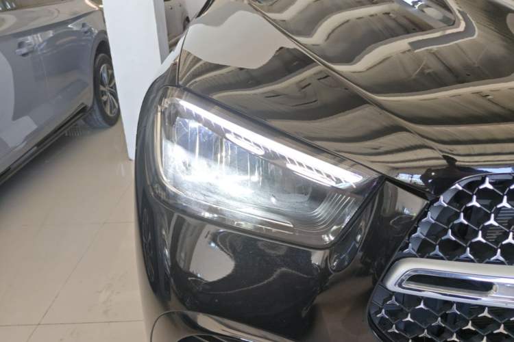 Used Mercedes-Benz GLE 2025 GLE 450 4MATIC Fashion Edition Right Front Headlight