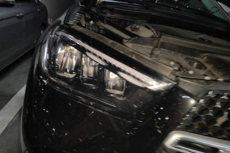 Used Mercedes-Benz GLE 2025 GLE 350 4MATIC Stylish Model Right Front Headlight