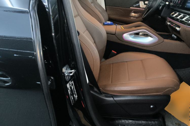 Used Mercedes-Benz GLE 2025 GLE 350 4MATIC Stylish Model Right Front Seat