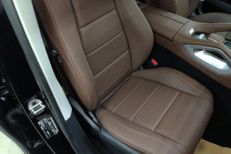 Used Mercedes-Benz GLE 2025-Year Restyled GLE 350 4MATIC Fashion Edition Right Front Seat