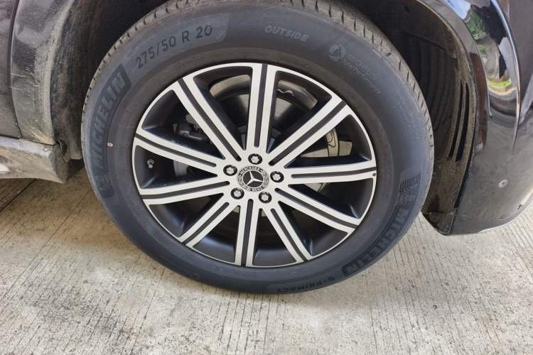 Used Mercedes-Benz GLE 2025-Year Restyled GLE 350 4MATIC Fashion Edition Right Front Wheel Hub