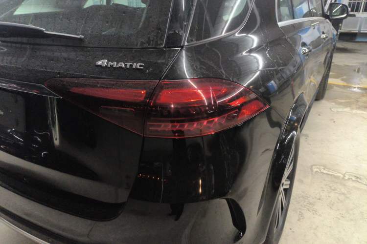 Used Mercedes-Benz GLE 2025-Year Restyled GLE 350 4MATIC Fashion Edition Right Rear Taillight