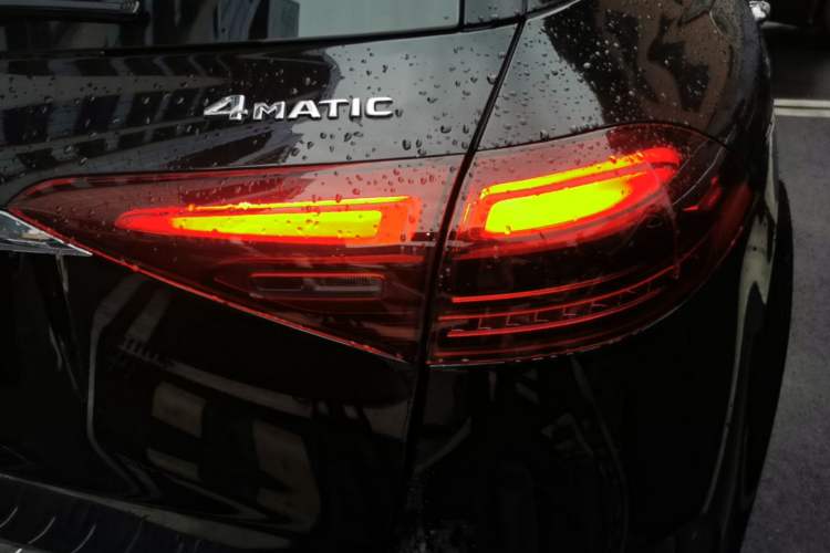 Used Mercedes-Benz GLE 2025-Year Restyled GLE 350 4MATIC Dynamic Edition Right Rear Taillight