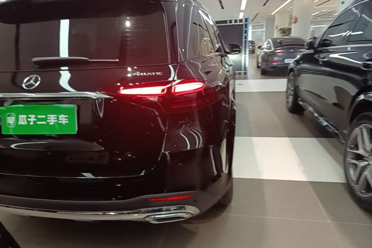 Used Mercedes-Benz GLE 2025 GLE 450 4MATIC Fashion Edition Right Rear Taillight