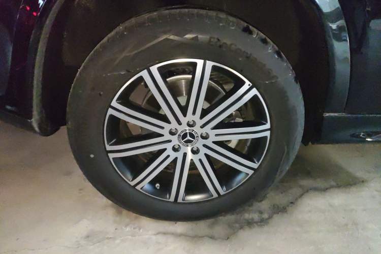 Used Mercedes-Benz GLE 2025-Year Restyled GLE 350 4MATIC Dynamic Edition Right Rear Wheel Hub