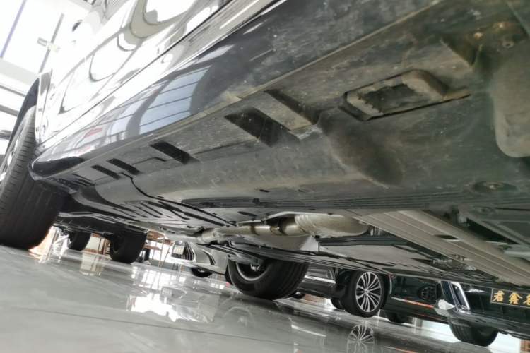 Used Mercedes-Benz GLE 2025-Year Restyled GLE 350 4MATIC Fashion Edition Right Side Sill
