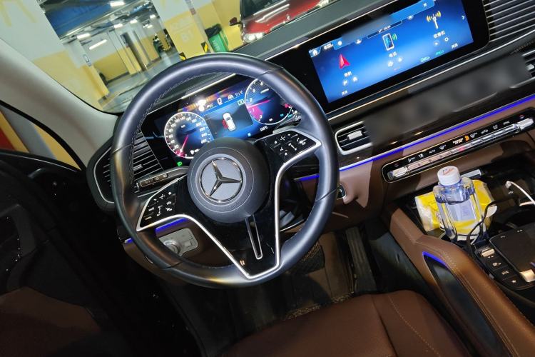 Used Mercedes-Benz GLE 2025 GLE 350 4MATIC Stylish Model Steering Wheel