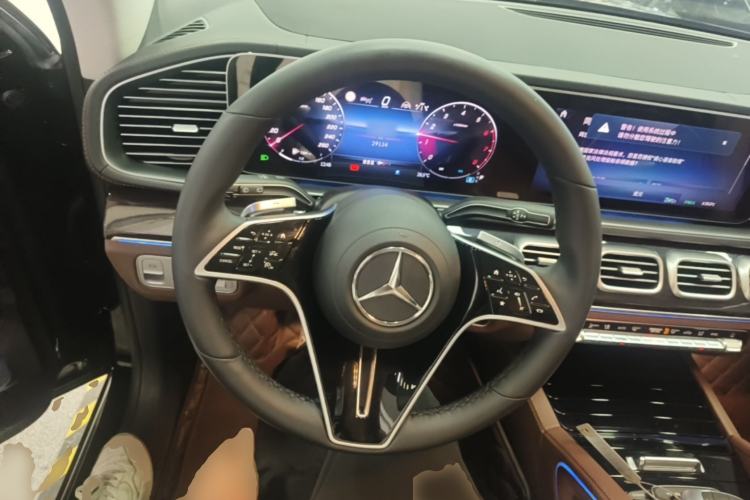 Used Mercedes-Benz GLE 2025 GLE 350 4MATIC Stylish Model Steering Wheel