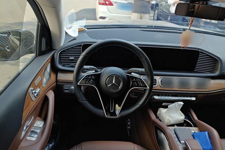 Used Mercedes-Benz GLE 2025 GLE 450 4MATIC Fashion Edition Steering Wheel