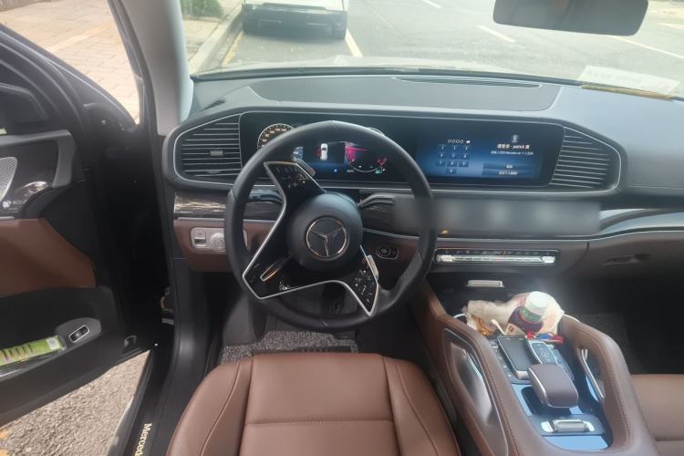 Used Mercedes-Benz GLE 2025 GLE 350 4MATIC Stylish Model Steering Wheel