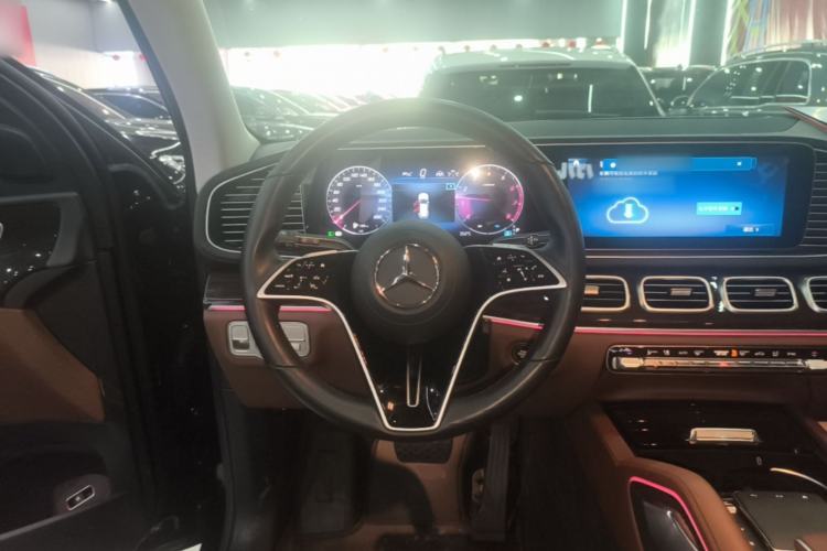 Used Mercedes-Benz GLE 2025 GLE 350 4MATIC Stylish Model Steering Wheel