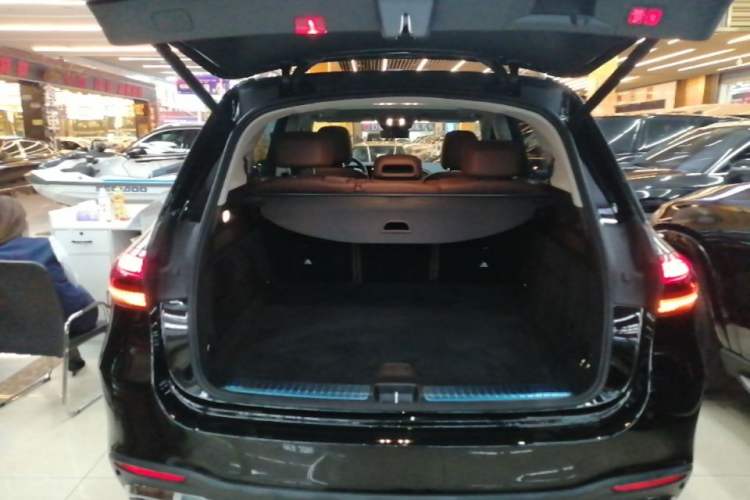 Used Mercedes-Benz GLE 2025 GLE 350 4MATIC Stylish Model Trunk