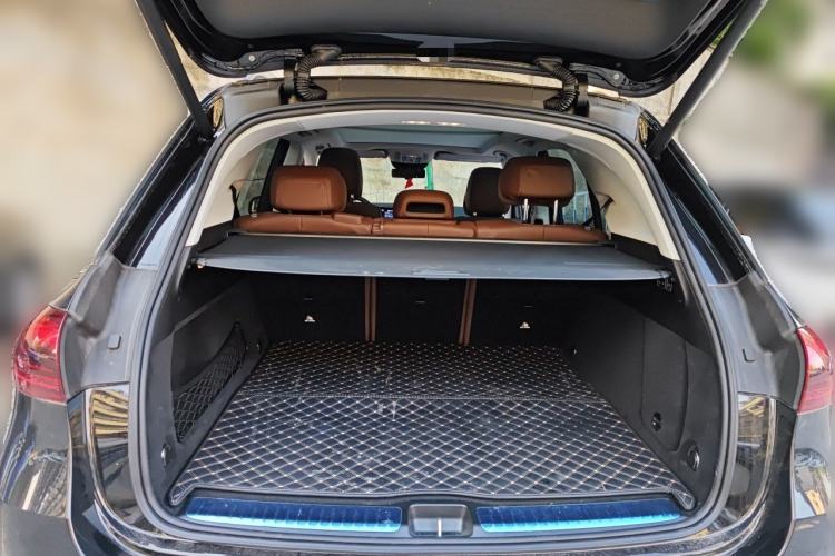 Used Mercedes-Benz GLE 2025 GLE 450 4MATIC Fashion Edition Trunk